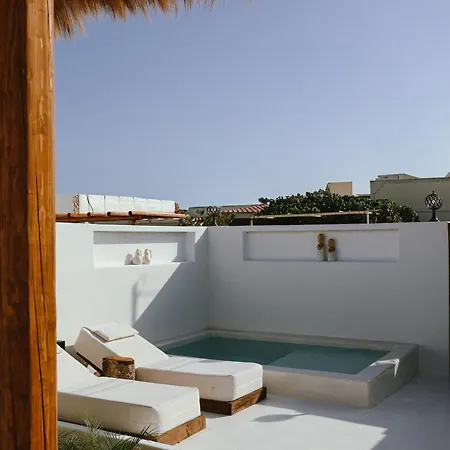 Sea Whisper With Private Cycladic Patio And Heated Pool - Sea Side