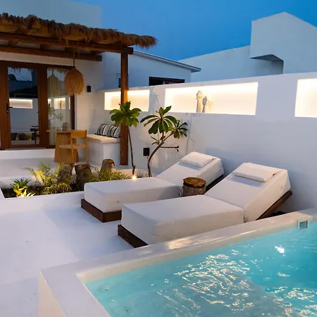 Sea Whisper With Private Cycladic Patio And Heated Pool - Sea Side 4*